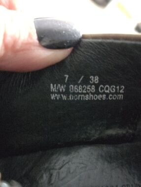 Born Famke Leather Slip-On Shoes, Ladies 7